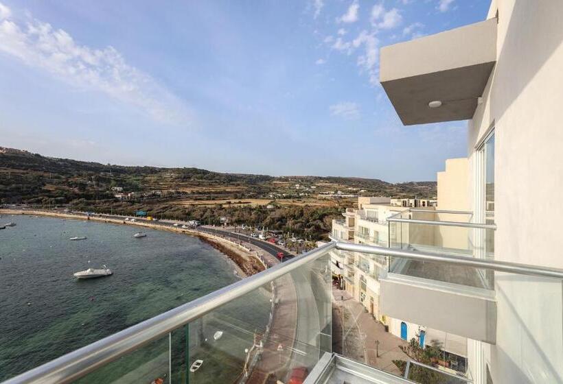 پانسیون Seaview Stays