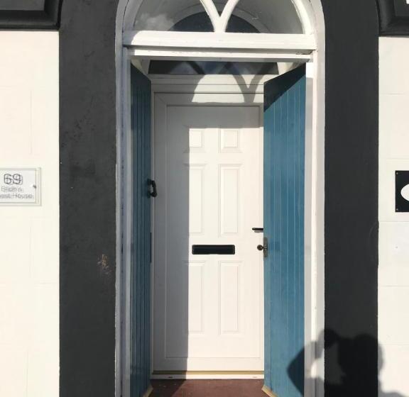 Пансион Eilidh’s Guest House