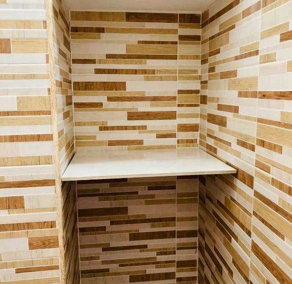 ペンション Far West