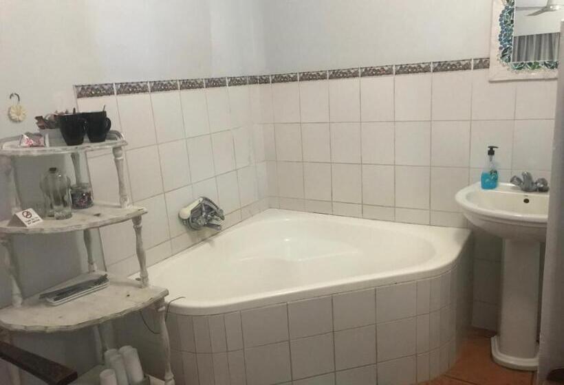 膳宿费 Gracias Guest House