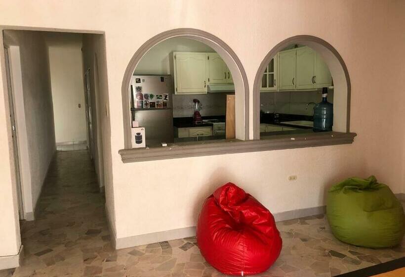 פנסיון Mini Hostal Cultural De Mazatlán