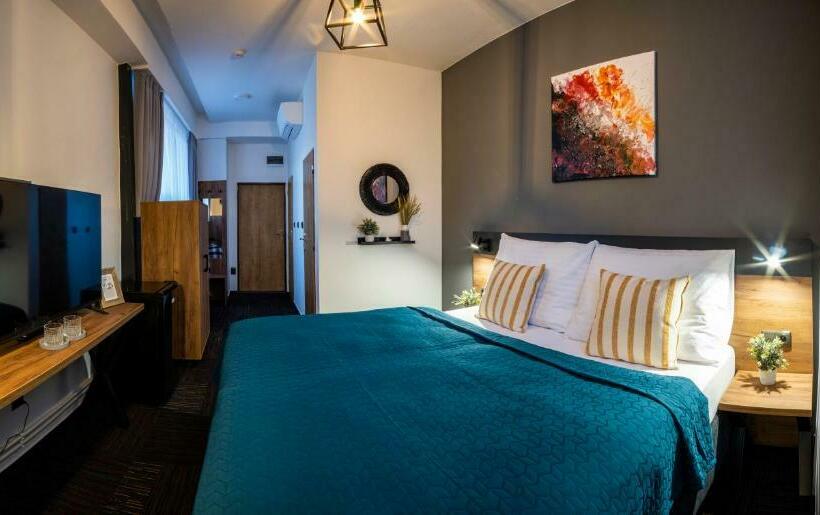 פנסיון Penzión Mamut Revúca