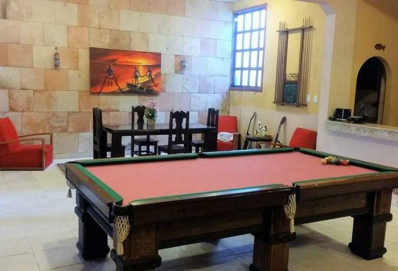 פנסיון Pousada Canavieiras Frederic