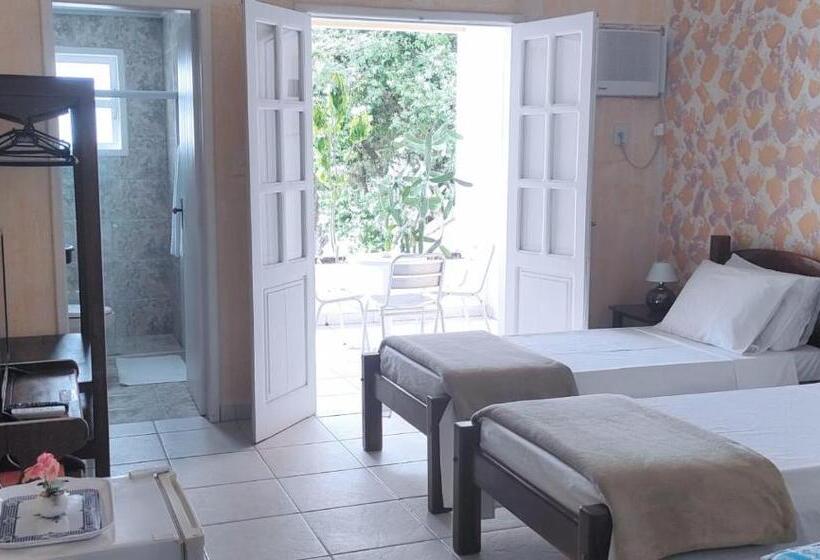 פנסיון Pousada Canavieiras Frederic