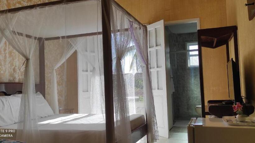 פנסיון Pousada Canavieiras Frederic