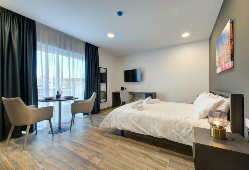 پانسیون Seaview Stays