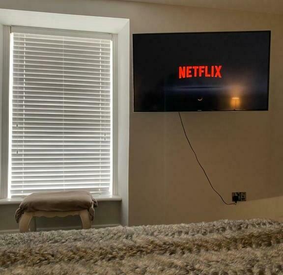 פנסיון Shore Street Apartments