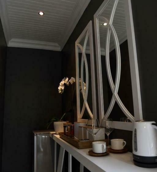 Пансион Sindisa Guest House