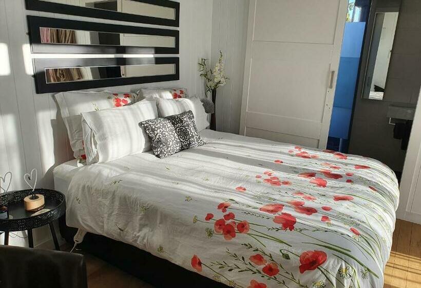 Пансион The Cube