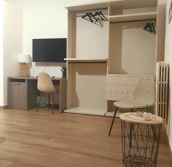 ベッドアンドブレックファースト Bella Giulia