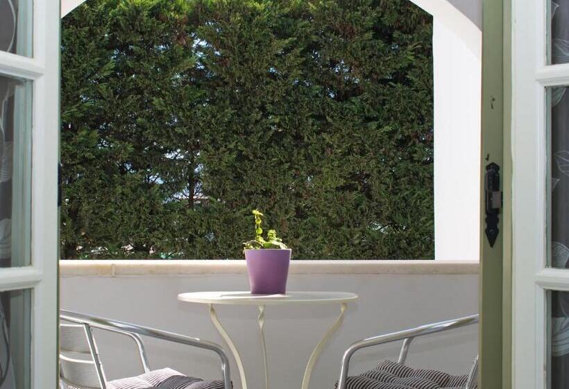 Bed and Breakfast Camara