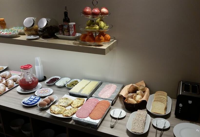 تختخواب و صبحانه La Maison Des Reves