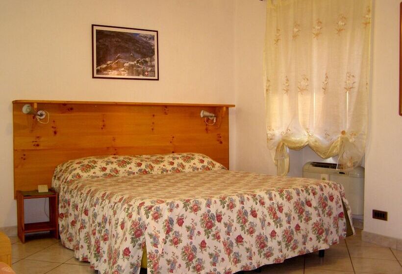 مبيت وإفطار L'antico Borgo Rooms Rental