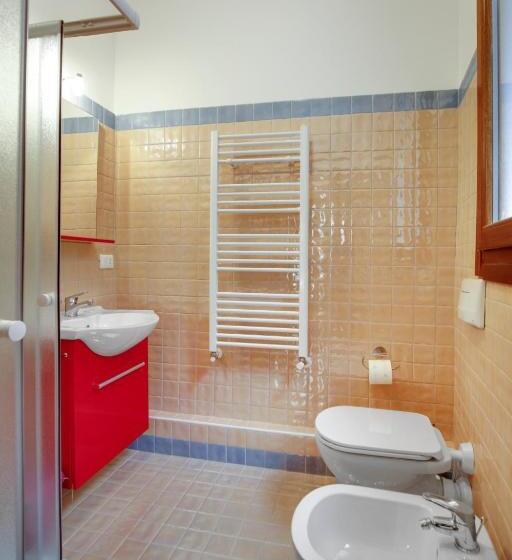 تختخواب و صبحانه Locanda Delle Acque