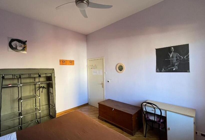 تختخواب و صبحانه Santo Spirito