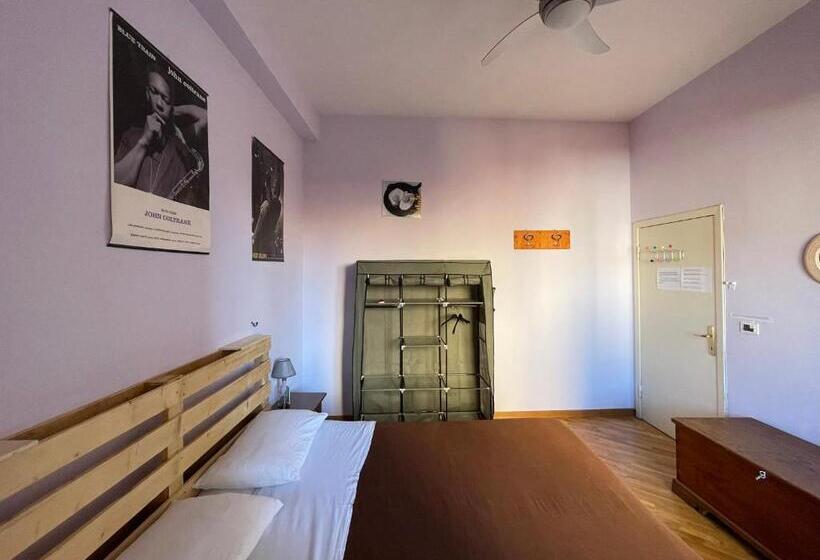 تختخواب و صبحانه Santo Spirito