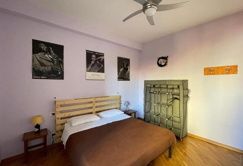 تختخواب و صبحانه Santo Spirito