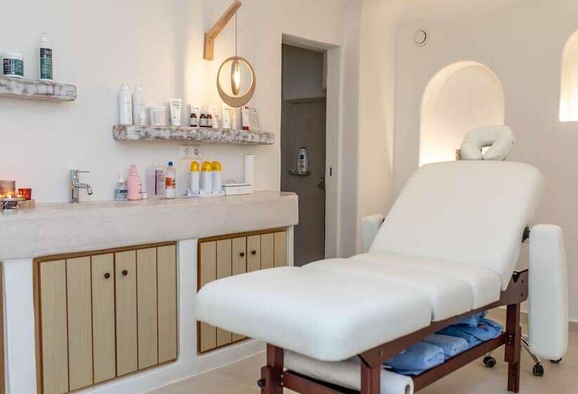 Cycladic Islands Hotel & Spa