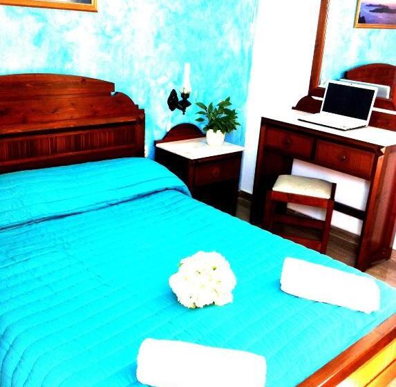 Emmanouela Studios & Villas