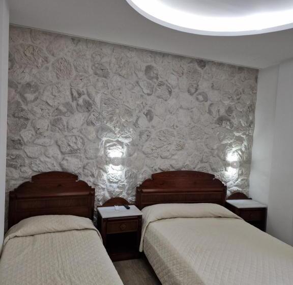 Emmanouela Studios & Villas