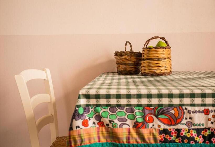 Farm Stay La Frescura Agriturismo