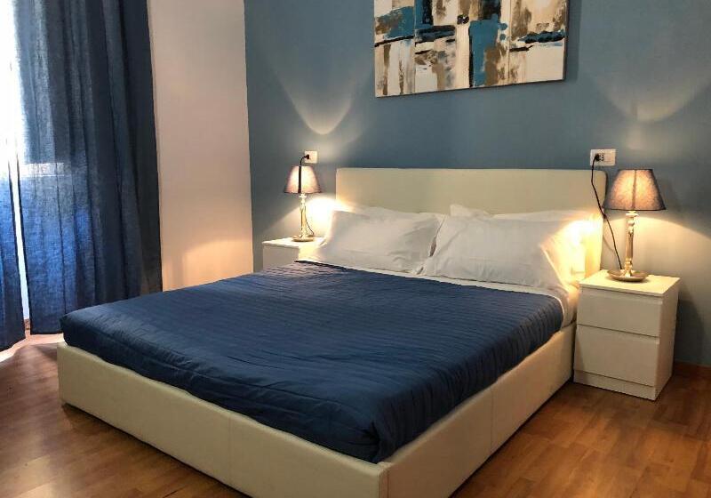 Freedom Traveller Hostel