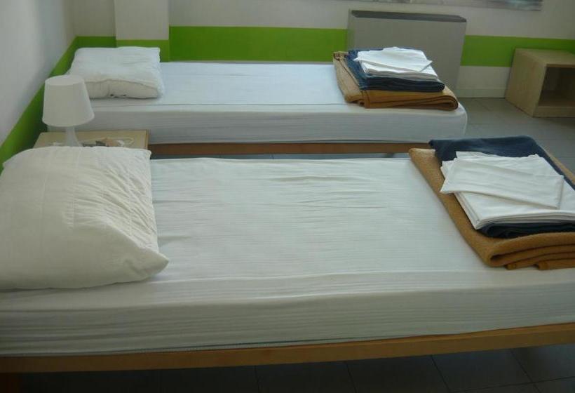 여관 Ostello Domus Augusta Aquileia