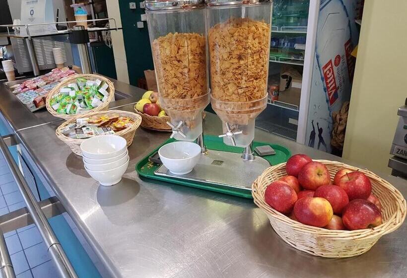 مسافرخانه Ethic Etapes Dijon Accueil 24h24 Et Parking Gratuit