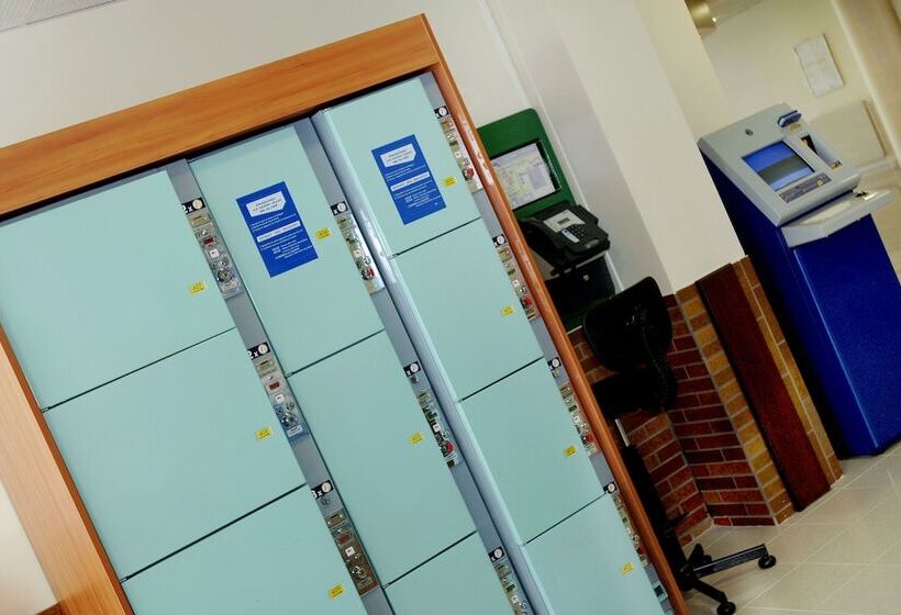 مسافرخانه Ethic Etapes Dijon Accueil 24h24 Et Parking Gratuit