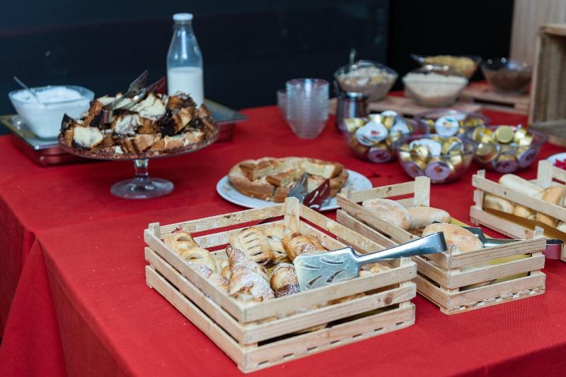 مسافرخانه Roma Scout Center