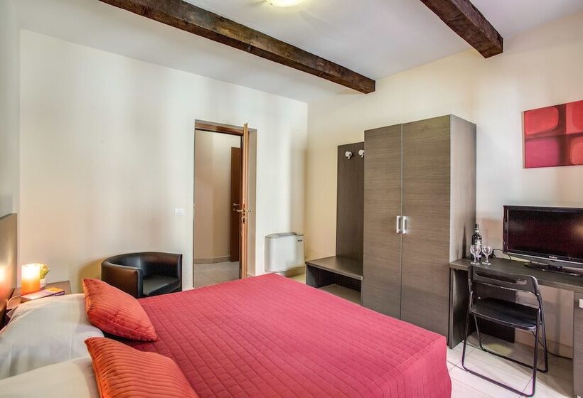 مسافرخانه Mosaic