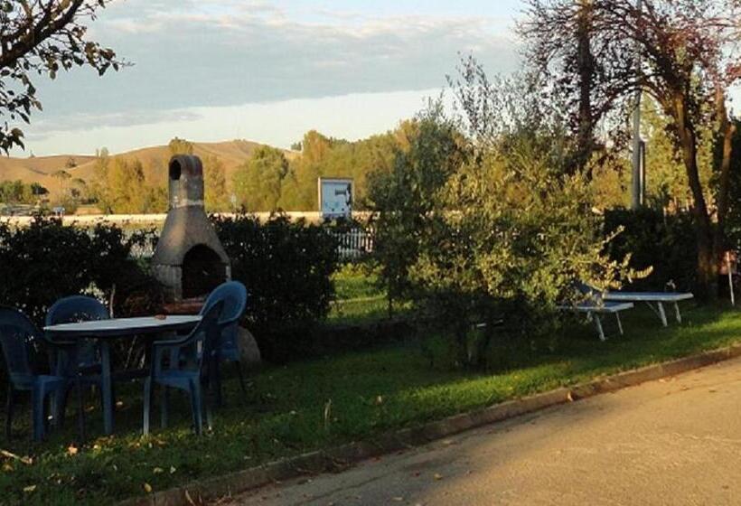 בית מלון כפרי 1000 Miglia