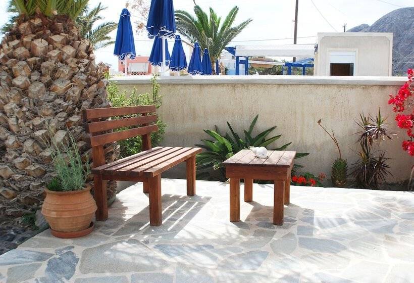 בית מלון כפרי Aretousa Villas