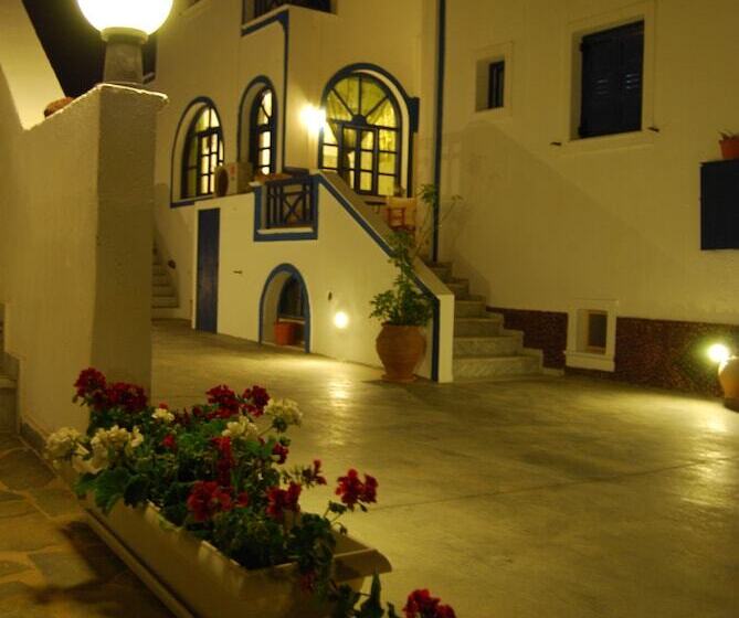 בית מלון כפרי Aretousa Villas