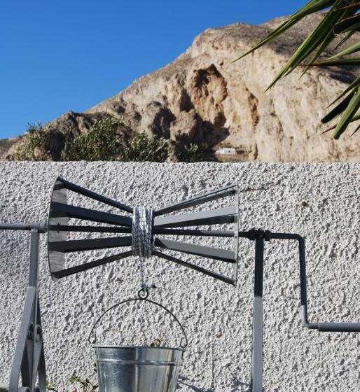 בית מלון כפרי Aretousa Villas