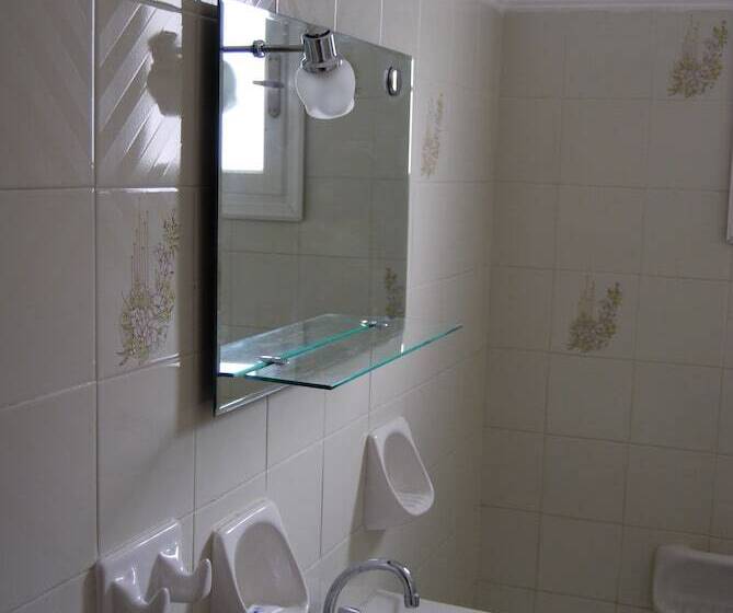 בית מלון כפרי Aretousa Villas