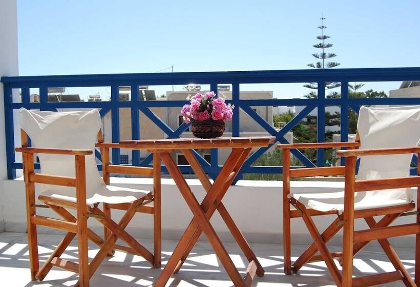 בית מלון כפרי Aretousa Villas