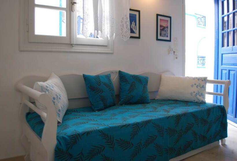 בית מלון כפרי Aretousa Villas