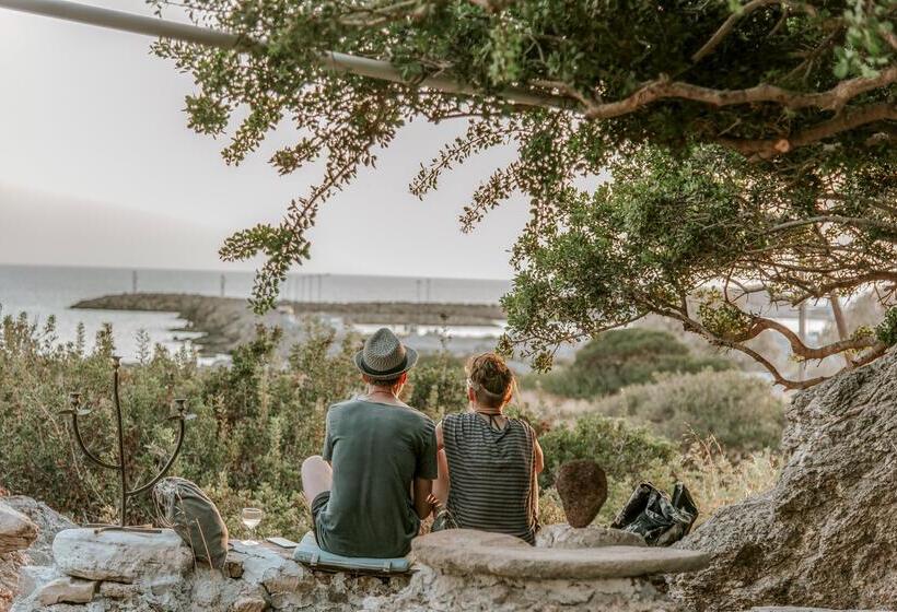 ホテル Aris Boutique