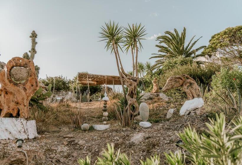 ホテル Aris Boutique