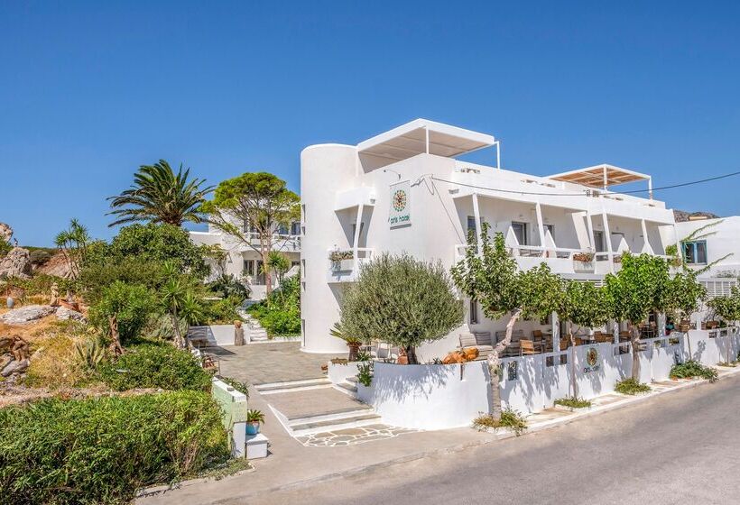 ホテル Aris Boutique