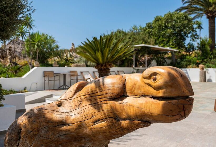 ホテル Aris Boutique