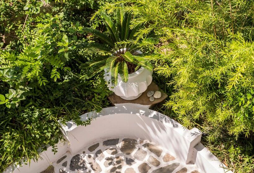 ホテル Aris Boutique