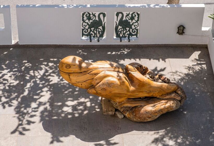 ホテル Aris Boutique