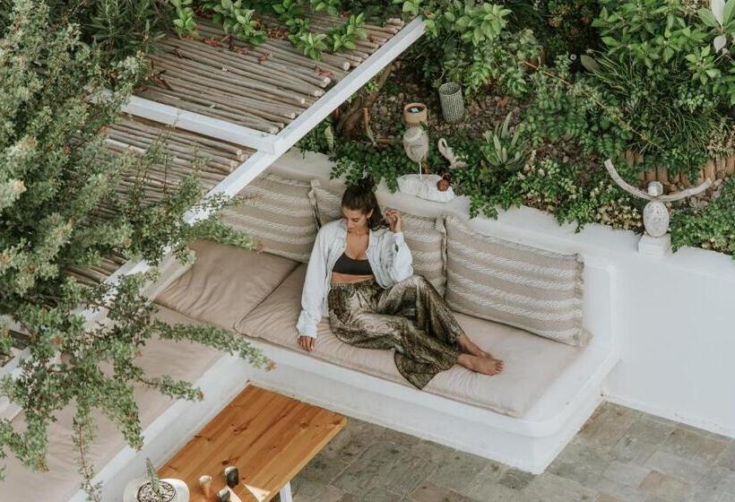 ホテル Aris Boutique