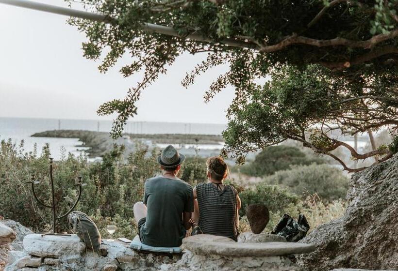 ホテル Aris Boutique