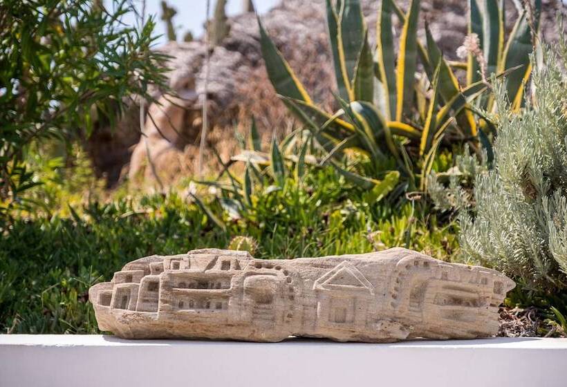 ホテル Aris Boutique