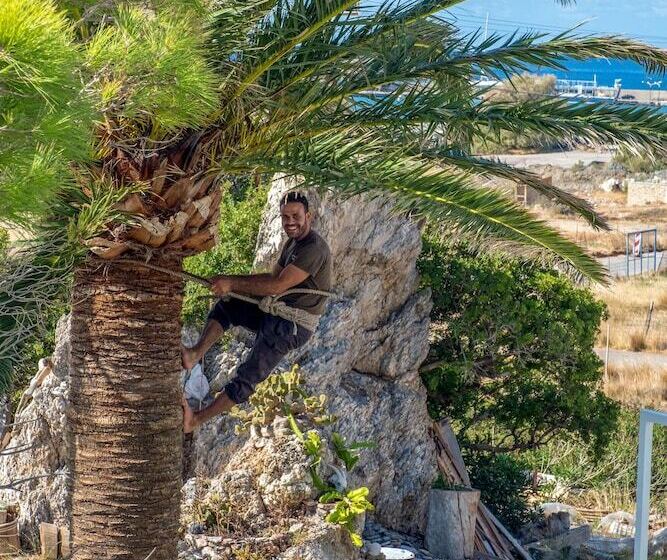 ホテル Aris Boutique