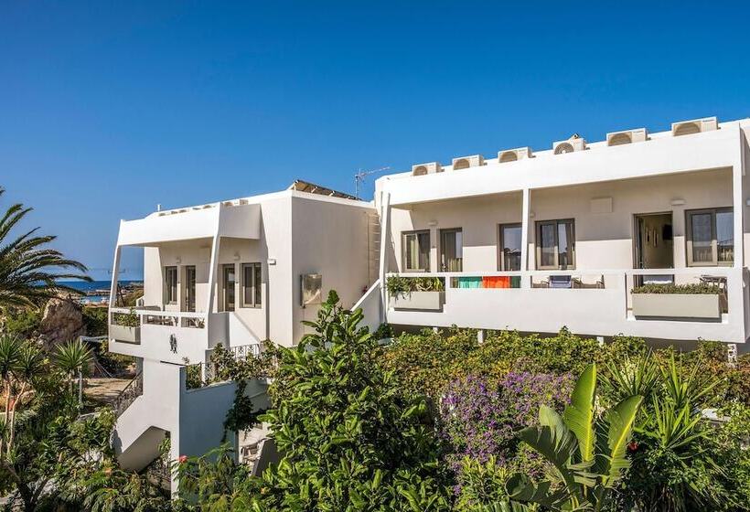 ホテル Aris Boutique