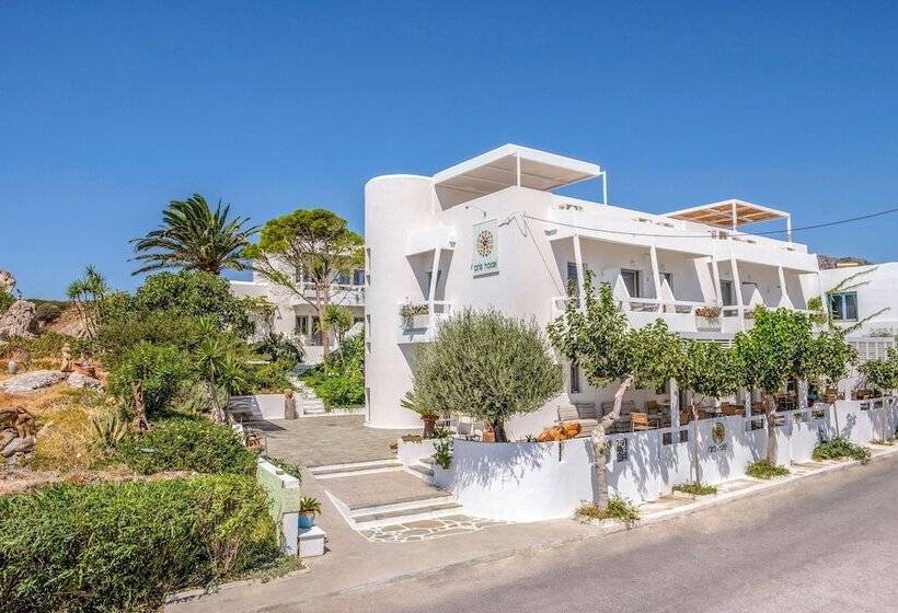 ホテル Aris Boutique